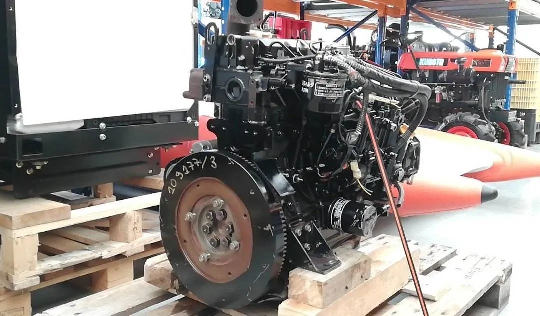 SILNIK YANMAR 4TNE98 58.8 KW 13 414 ZŁ NETTO