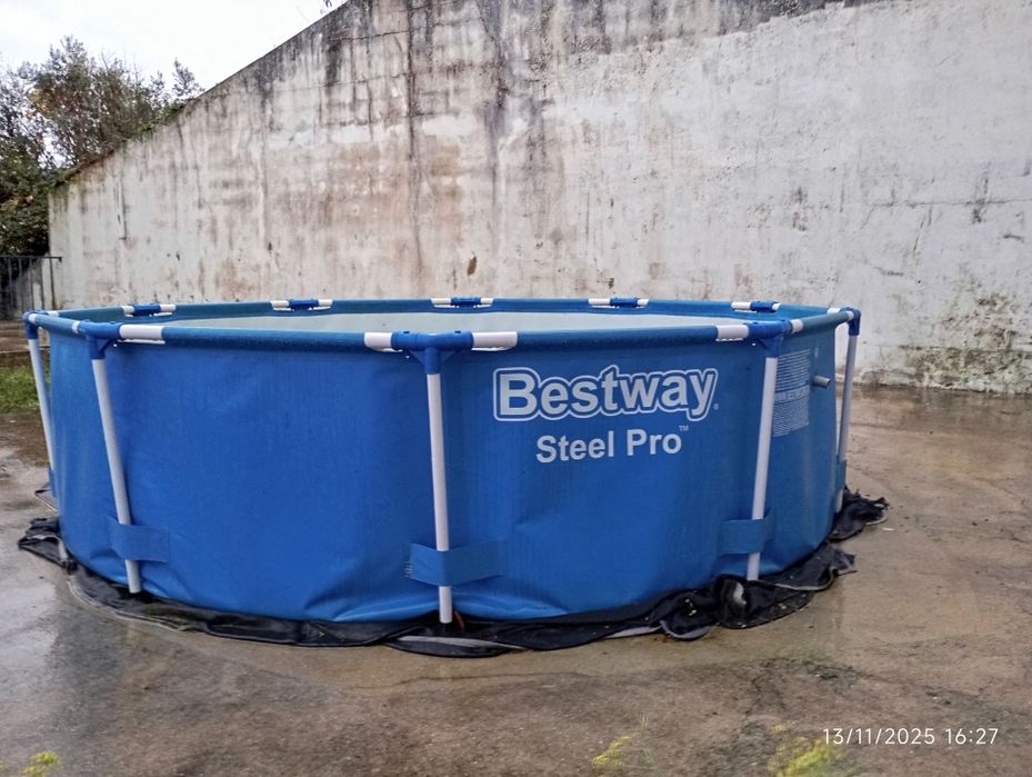 Piscina BESTWAY PVC (305 x 76)