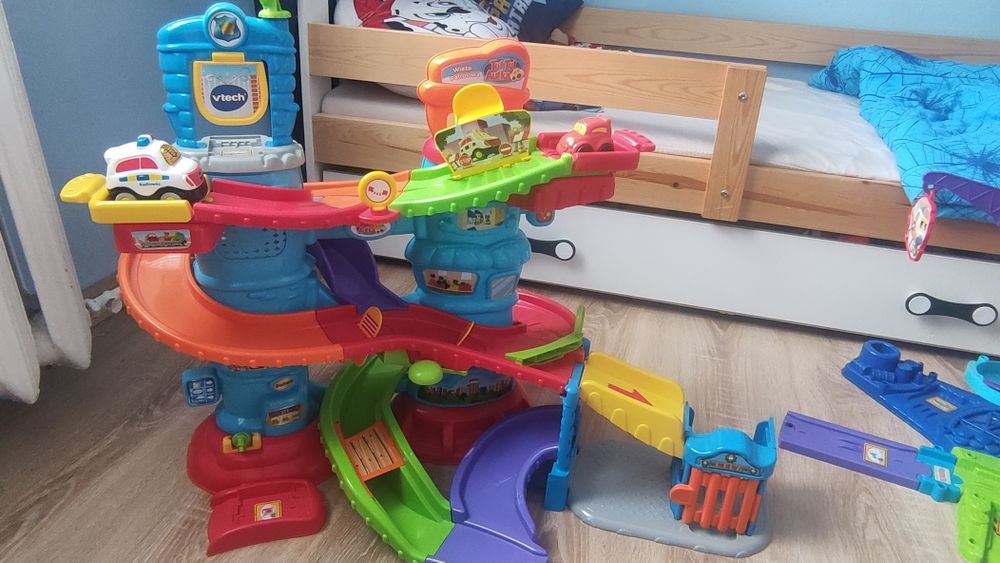 Vtech Tut Tut Autka – Wieża Patrolowa – zestaw