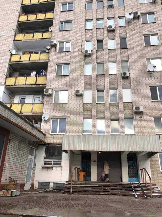 Пропоную в оренду кімнату в гуртожитку по вул. Хоменка 14/2