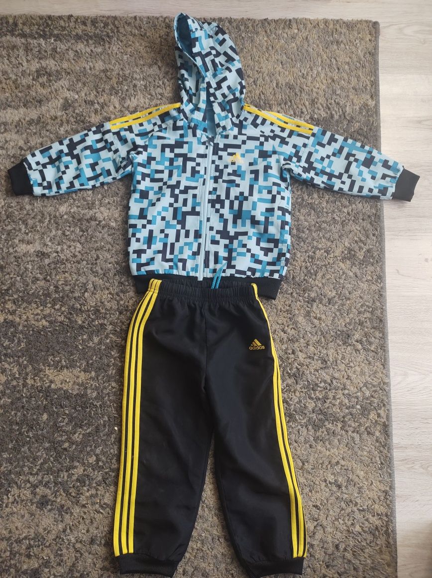 Dres chłopięcy adidas 110-116