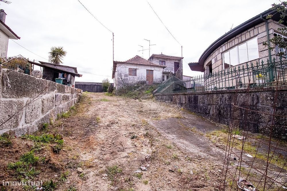 Moradia T5 para venda