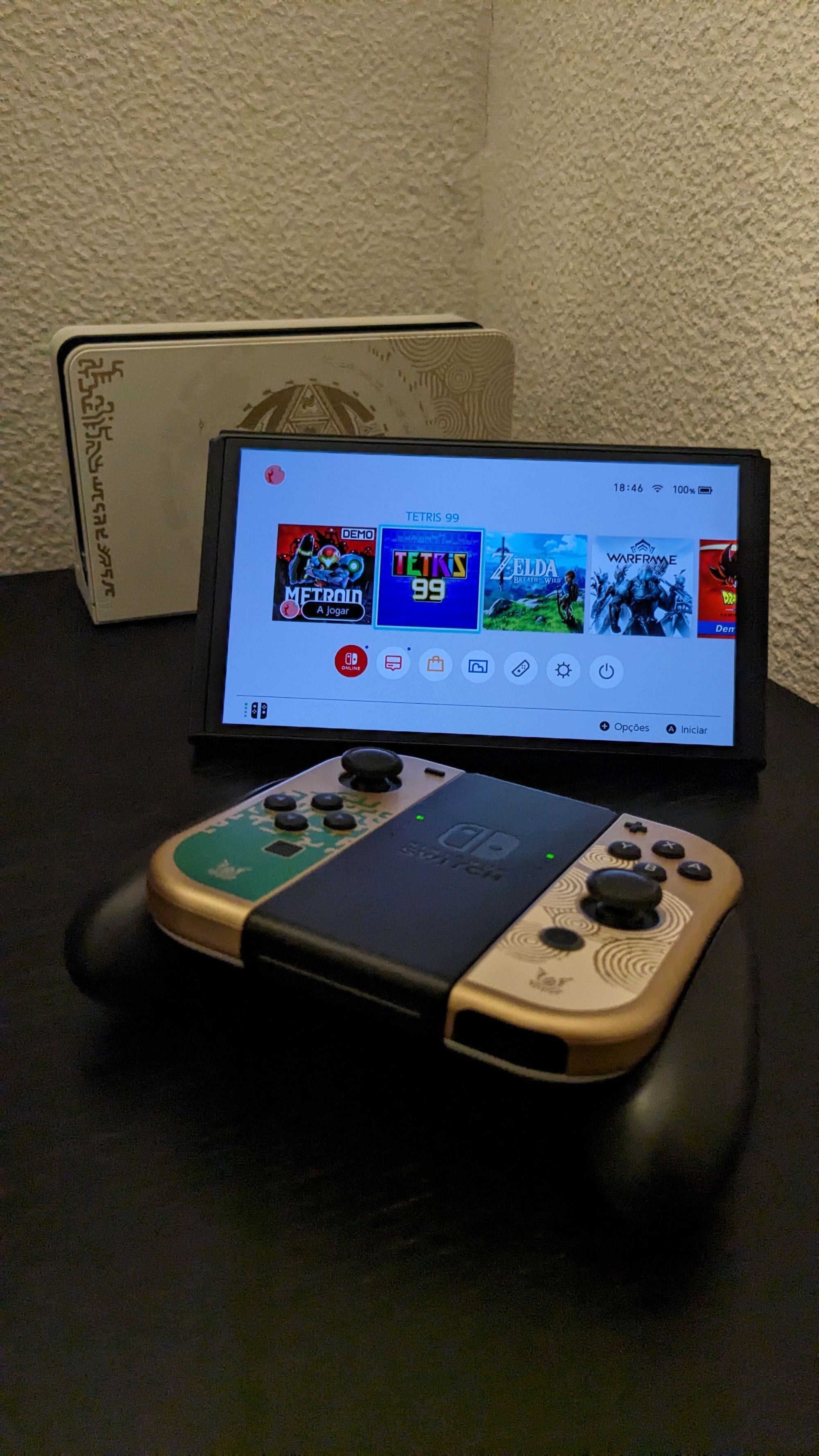 Nintendo Switch OLED Zelda Edition