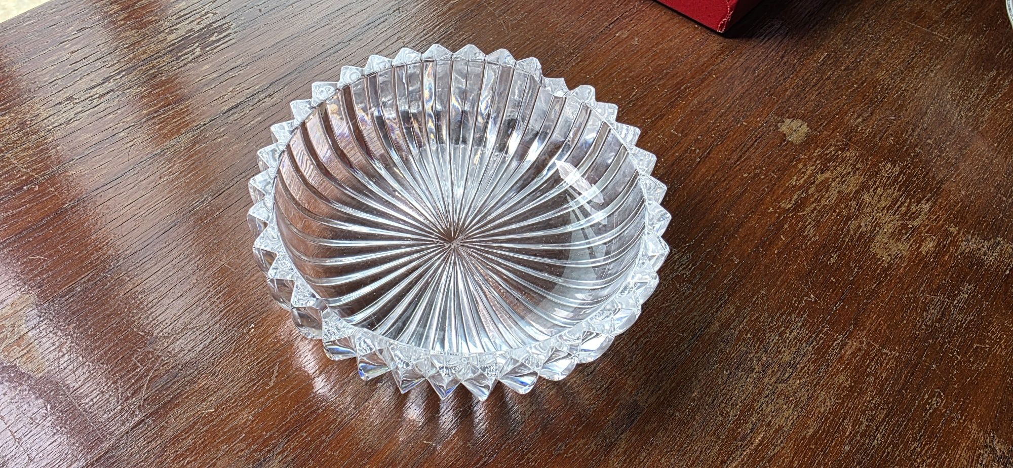 Cinzeiro em Cristal da marca ATLANTIS