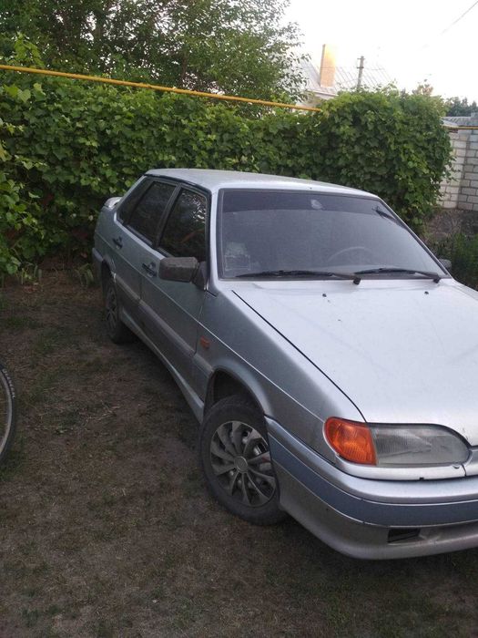 Автомобиль Ваз 2115 2002 года