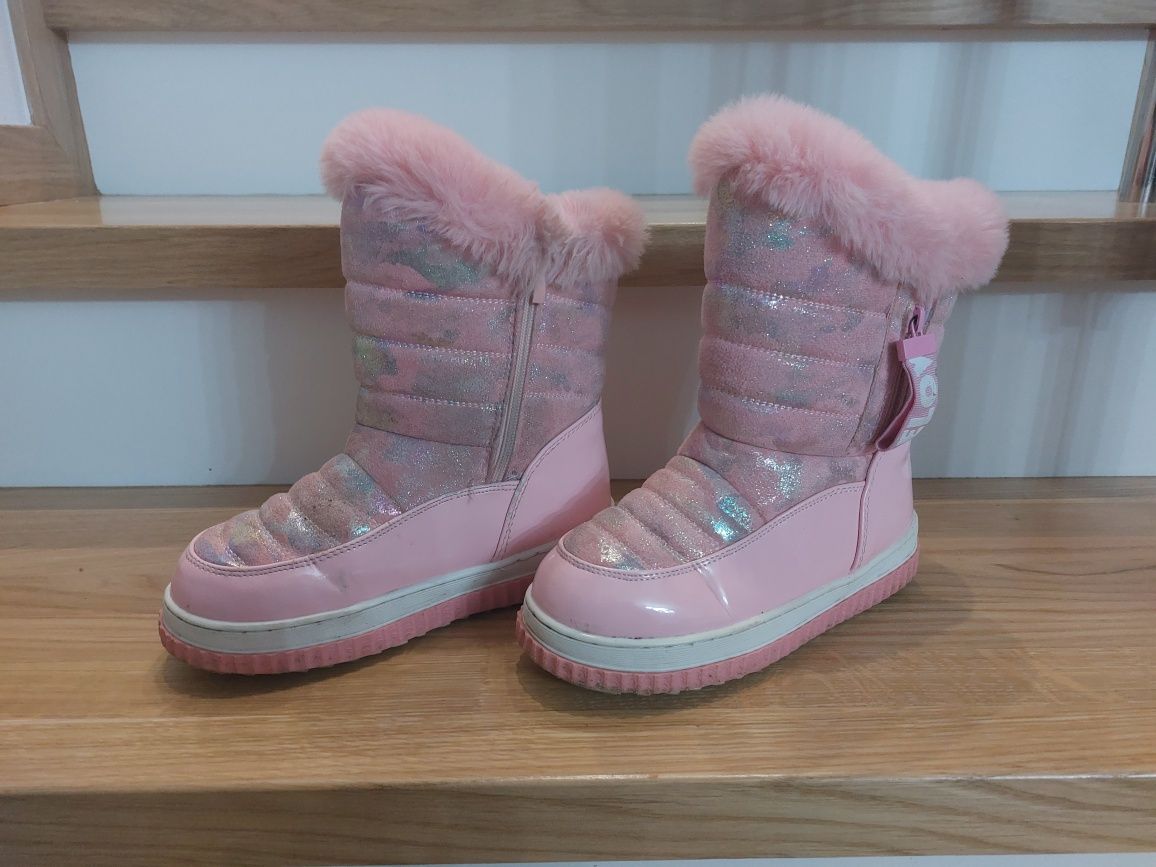 Różowe buty zimowe śniegowce
