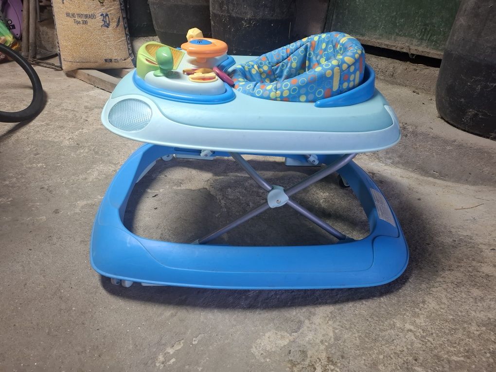 Voador de bebé da chicco