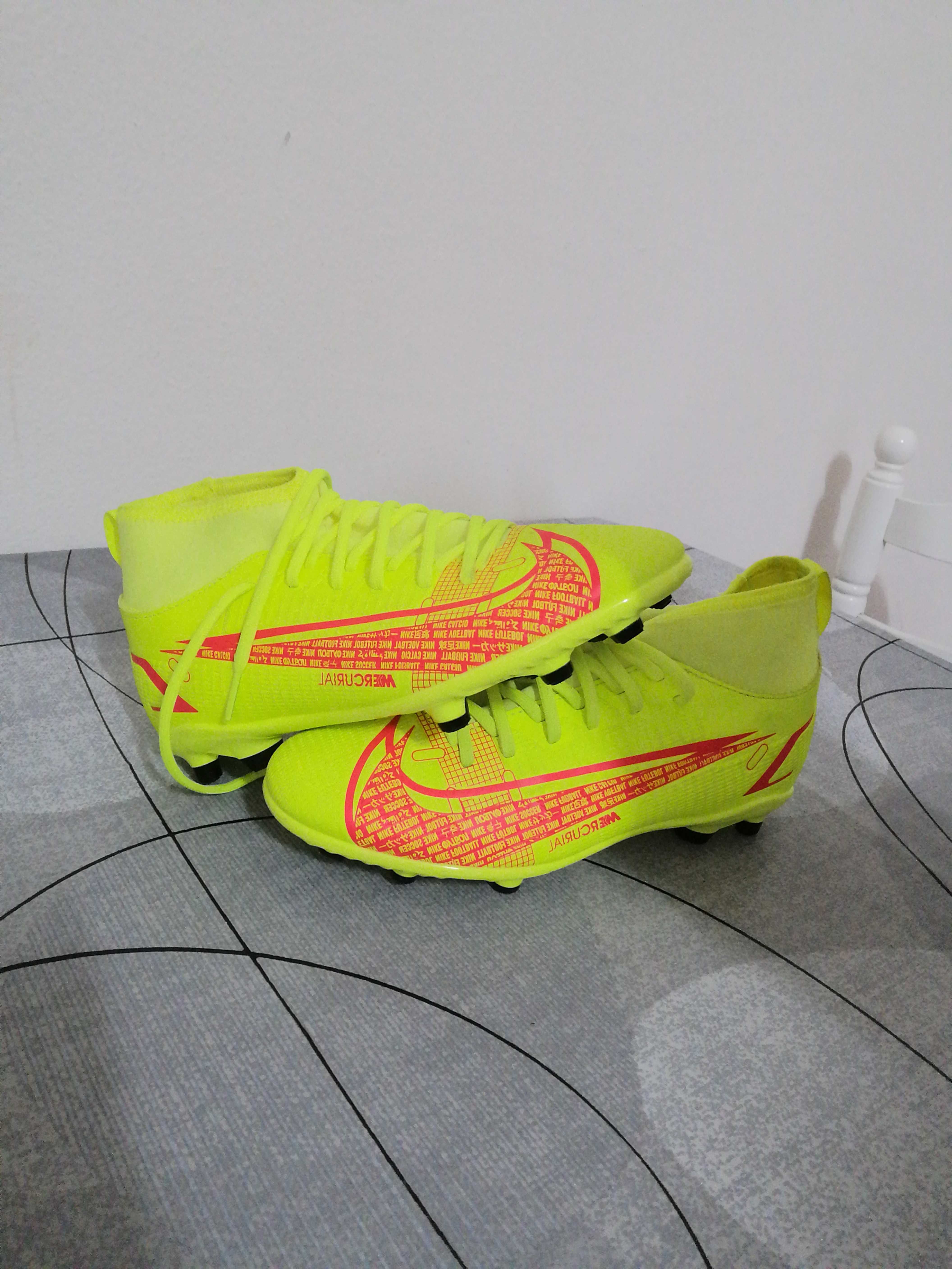 Chuteira mercurial nike novas