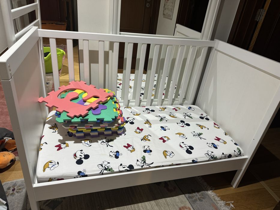 Berço de bebe Ikea