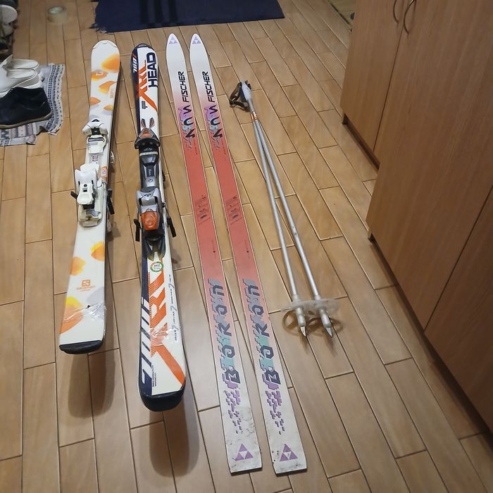 Продам гірські лижі.