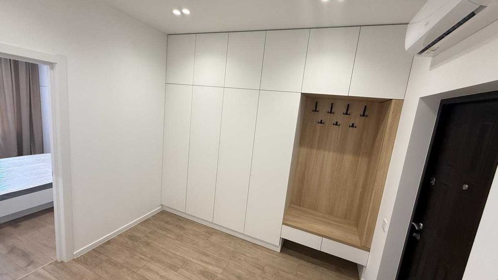 1к Краснова Кадорр сити Жемчужина 2 этаж Торг