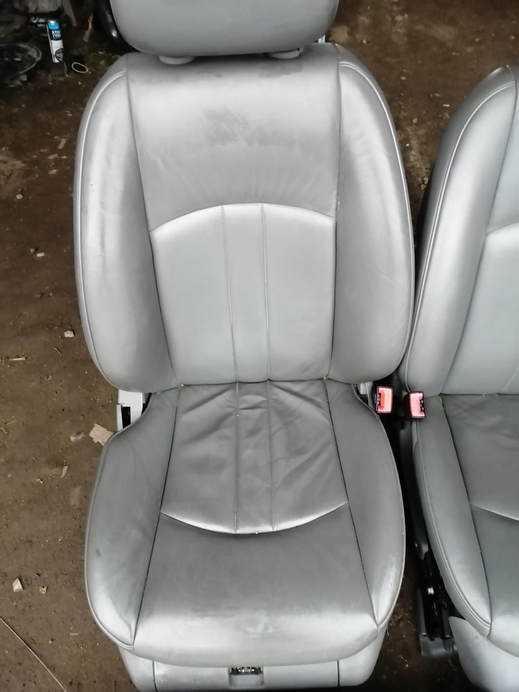 Wnętrze Mercedes CLS W219 Szare Skóra Fotele Kanapa Wysyłka