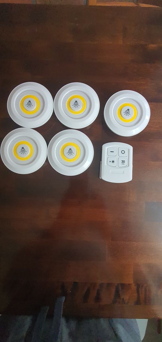 lampki kempingowe z pilotem