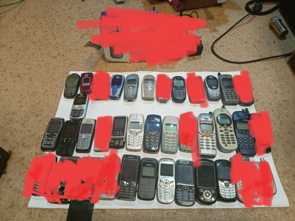 Мобільні телефони, колекція