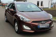 Hyundai I30.Sprowadzony oplacony.Bardzo maly przebieg
