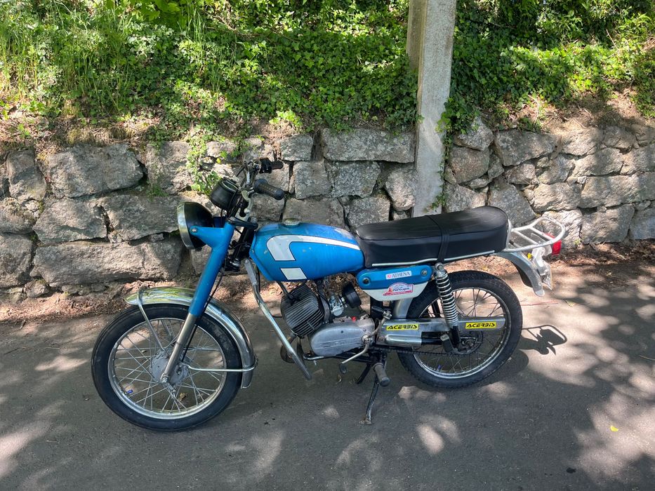 Casal 5v telstar