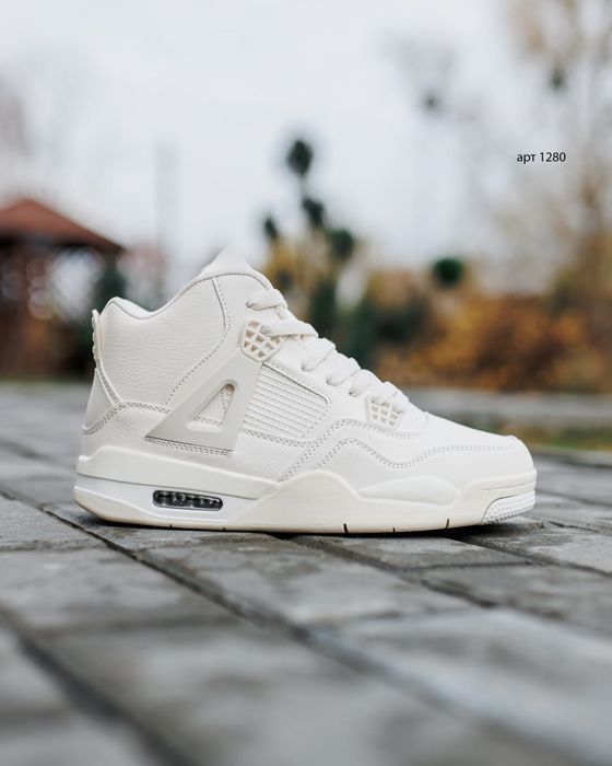 Чоловічі зимові кросівки на хутрі  JRD Hight Winter Milk