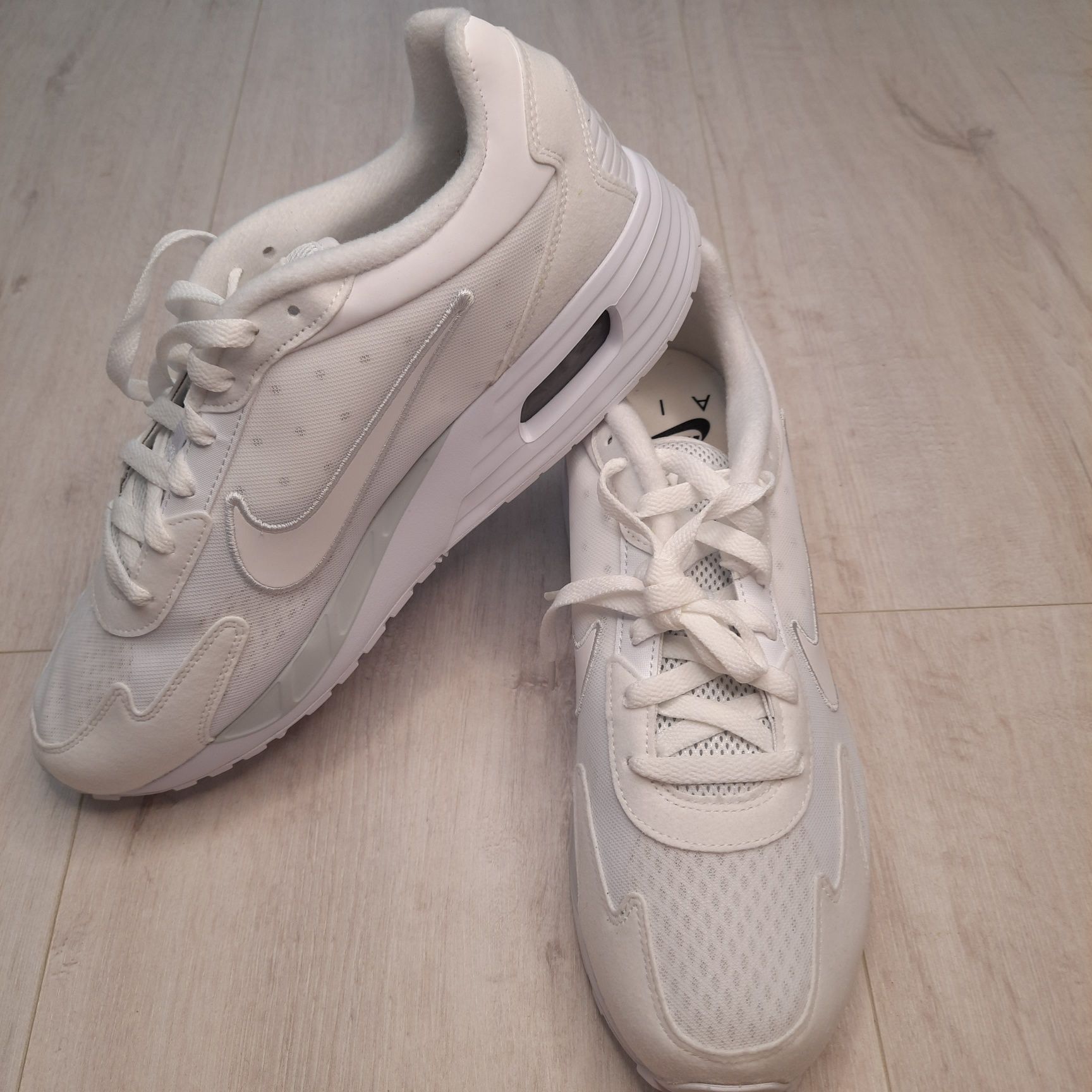Кросівки Nike Air Max Solo White DX3666-104