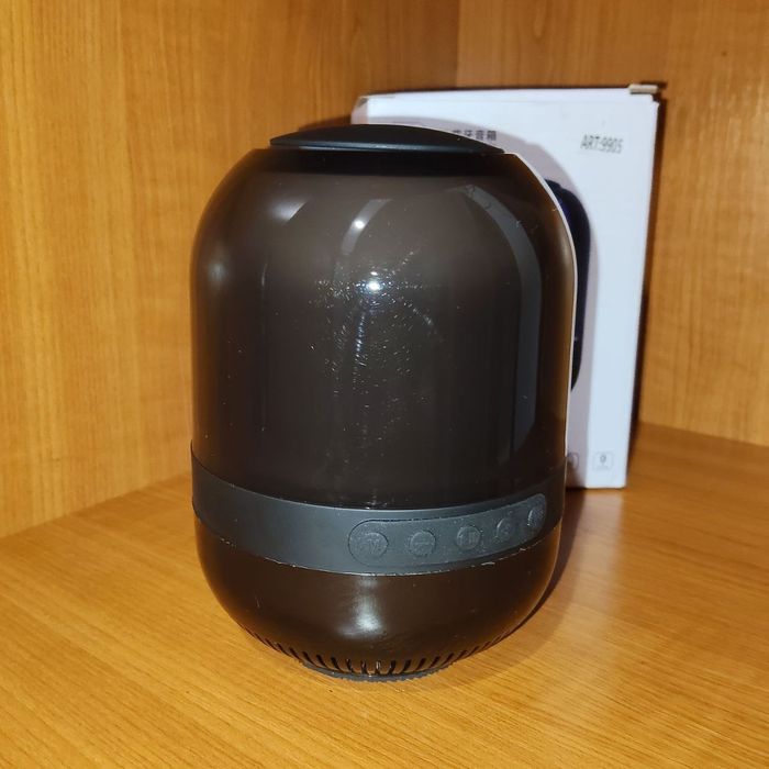 Якісна блютуз колонка нічник з Fm радіо та підсвіткою