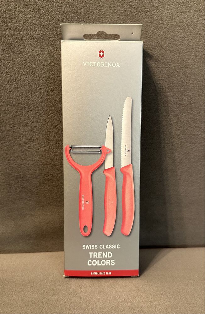 Victorinox - zestaw noży z obieraczką