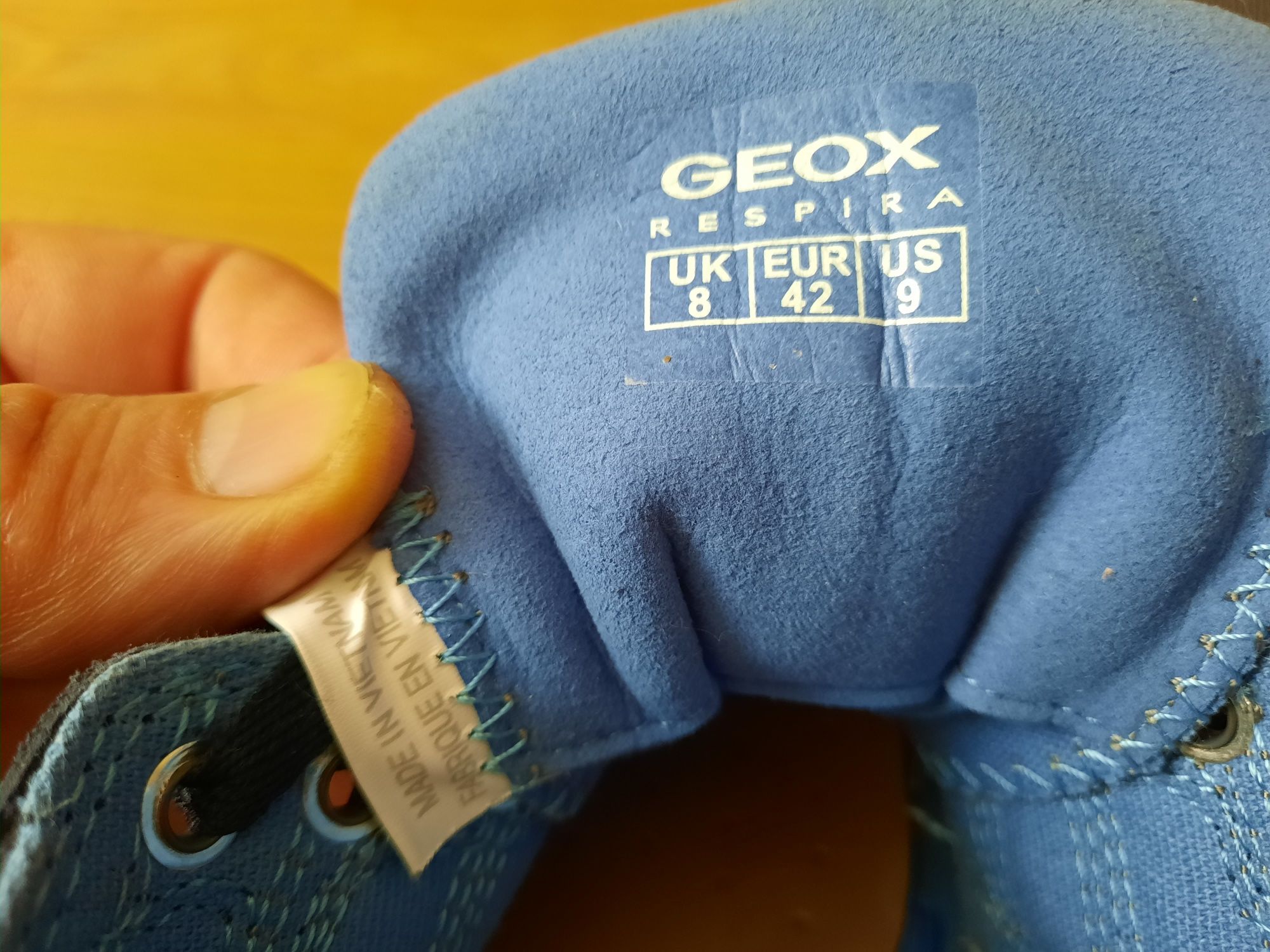 Мужские новые кожаные кроссовки GEOX  42 p.