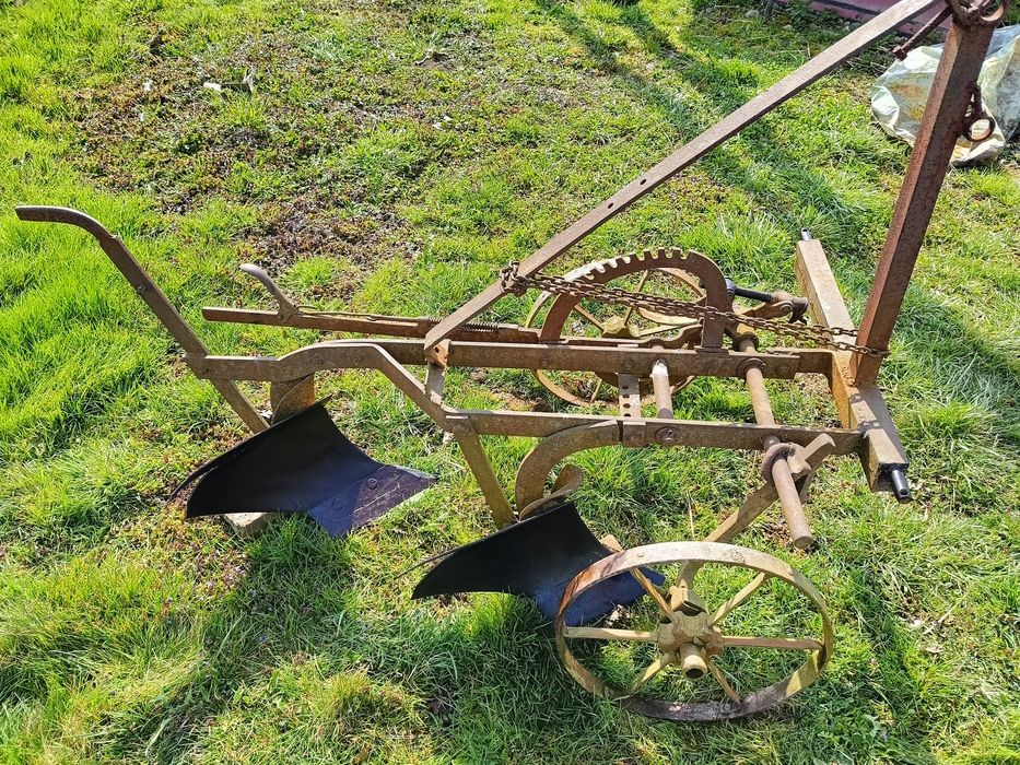 Pług konny 2 skibowy pod ciągnik, kultywator, pielnik