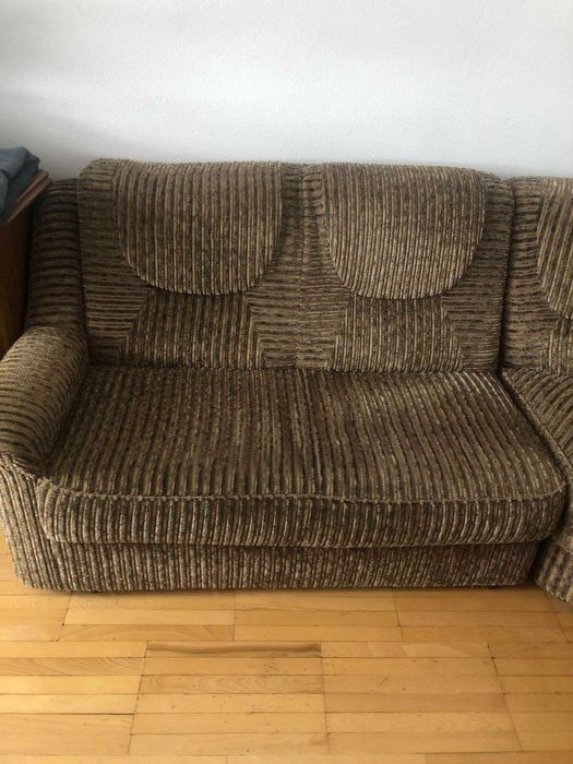 Kanapa narożna z funkcją spania + fotel