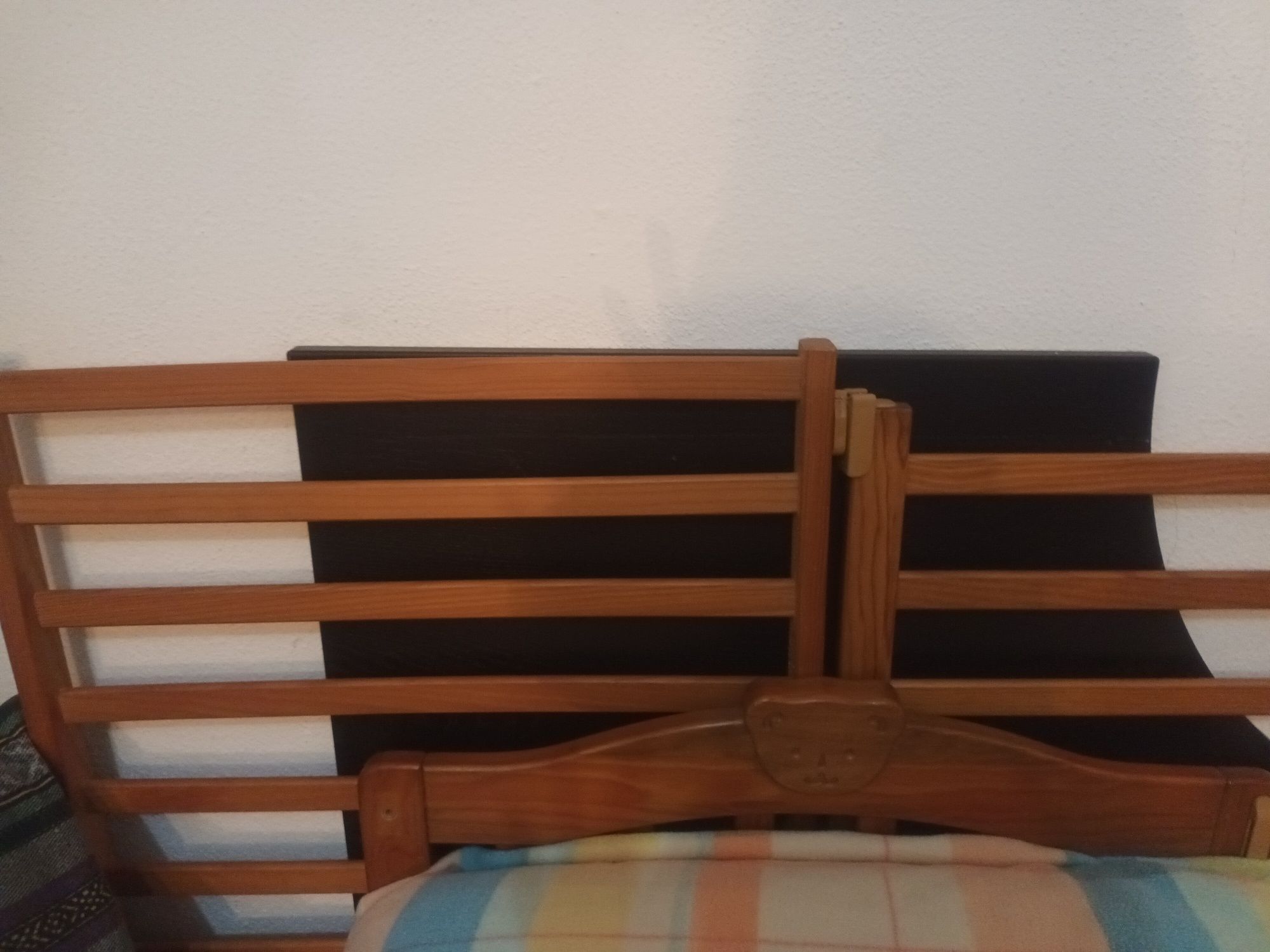 Cama de bebe usada
