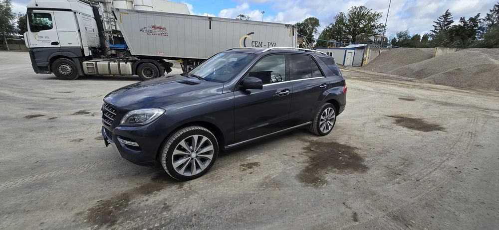 Mercedes-Benz ML MERCEDES-BENZ ML 350   2015 r.
