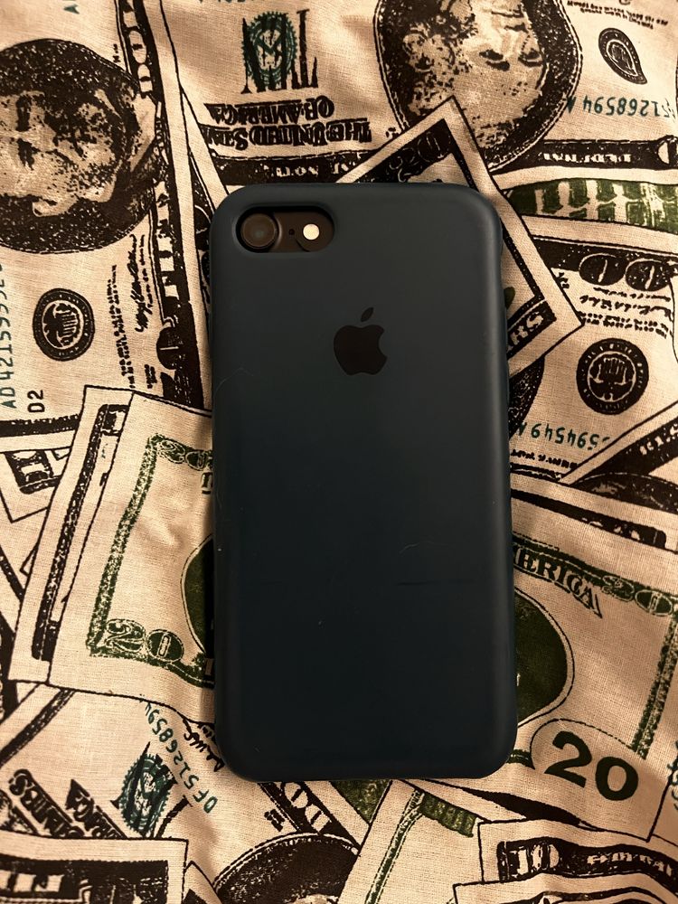 Iphone 7 128GB отличное состояние