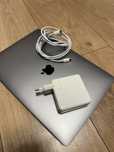 Oryginalny zasilacz Apple 67 w MacBook