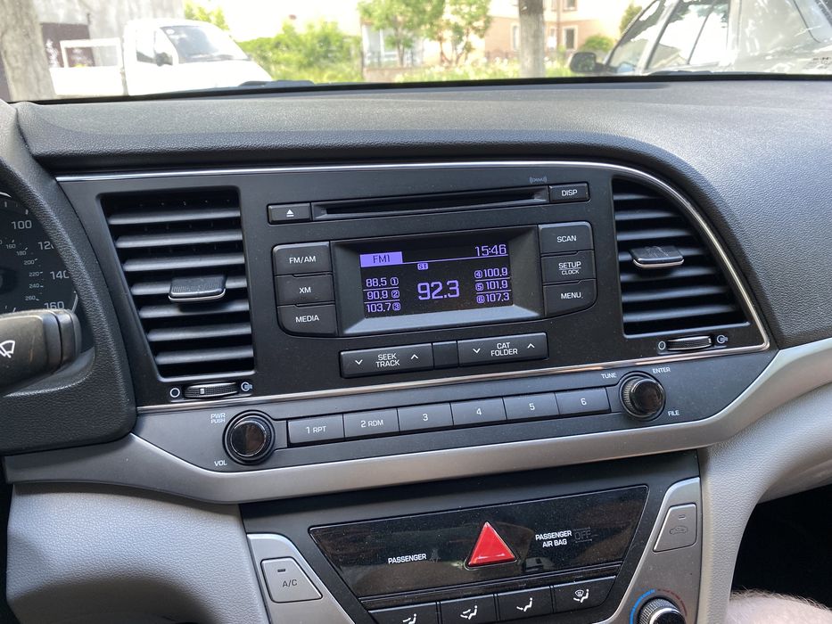 Оригінальна магнітола хюндай елантра 2017рік