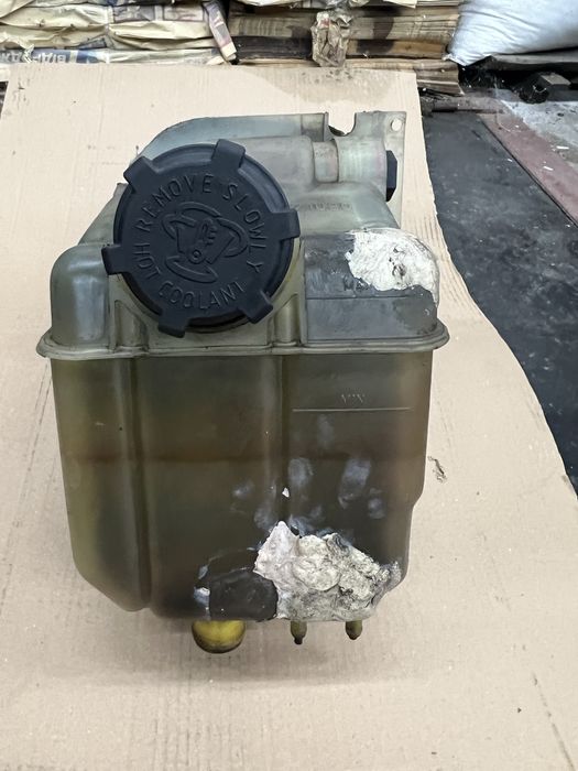 Расширительный бачок SCANIA 4 SERIES , СКАНИЯ 4 серия Б/у