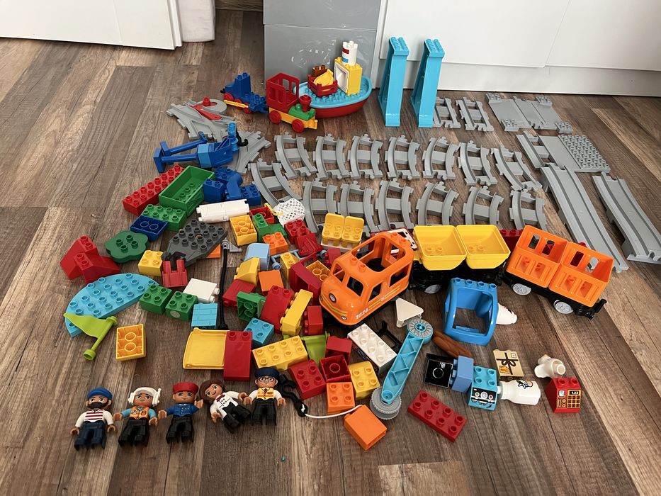 Wielki Zestaw Lego Duplo Pociąg Parowy, Tory z zestawu 10874