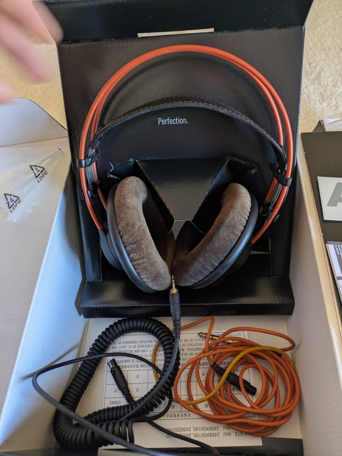 Headphones AKG K712 PRO OPEN BACK