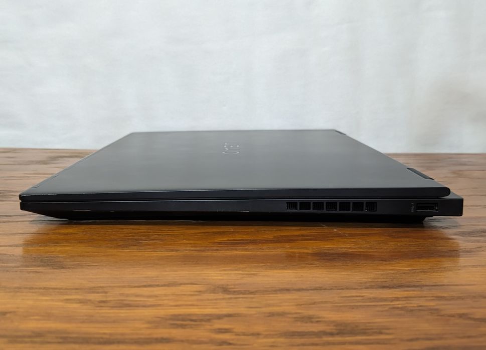 HP Omen 16 rtx4070 i9-13900hx Mini-LED