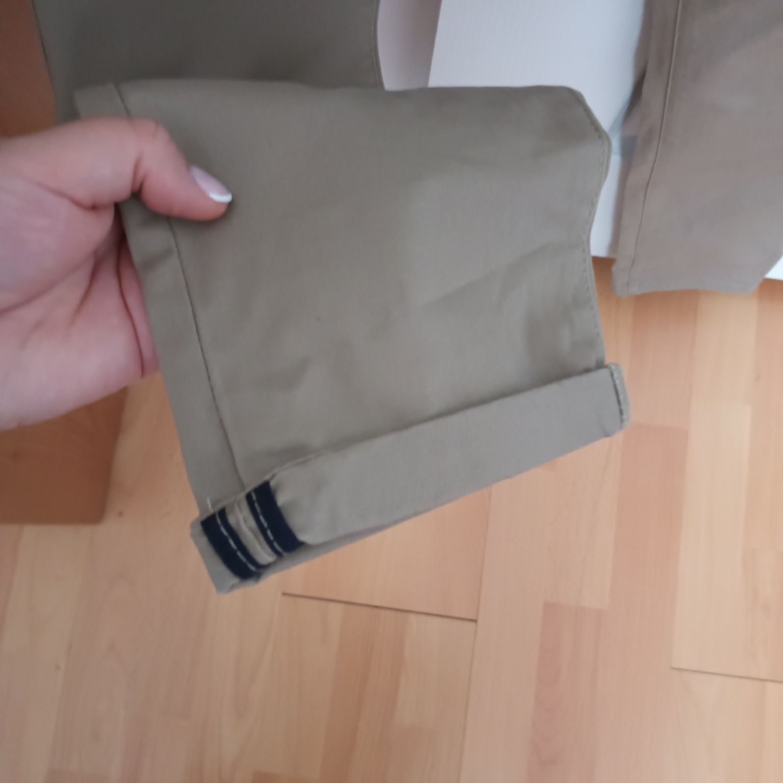 Chinosy chłopięce rozmiar 152 cm