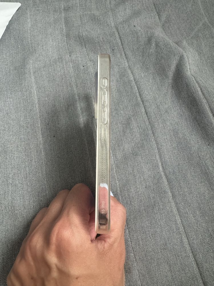 Etui na iphone 15 pro