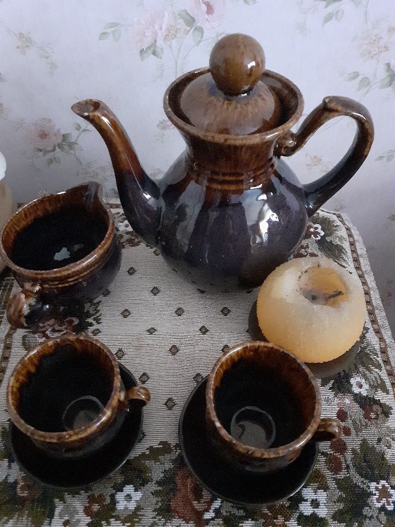 Продам кофеный набор на 2 персоны из керамики