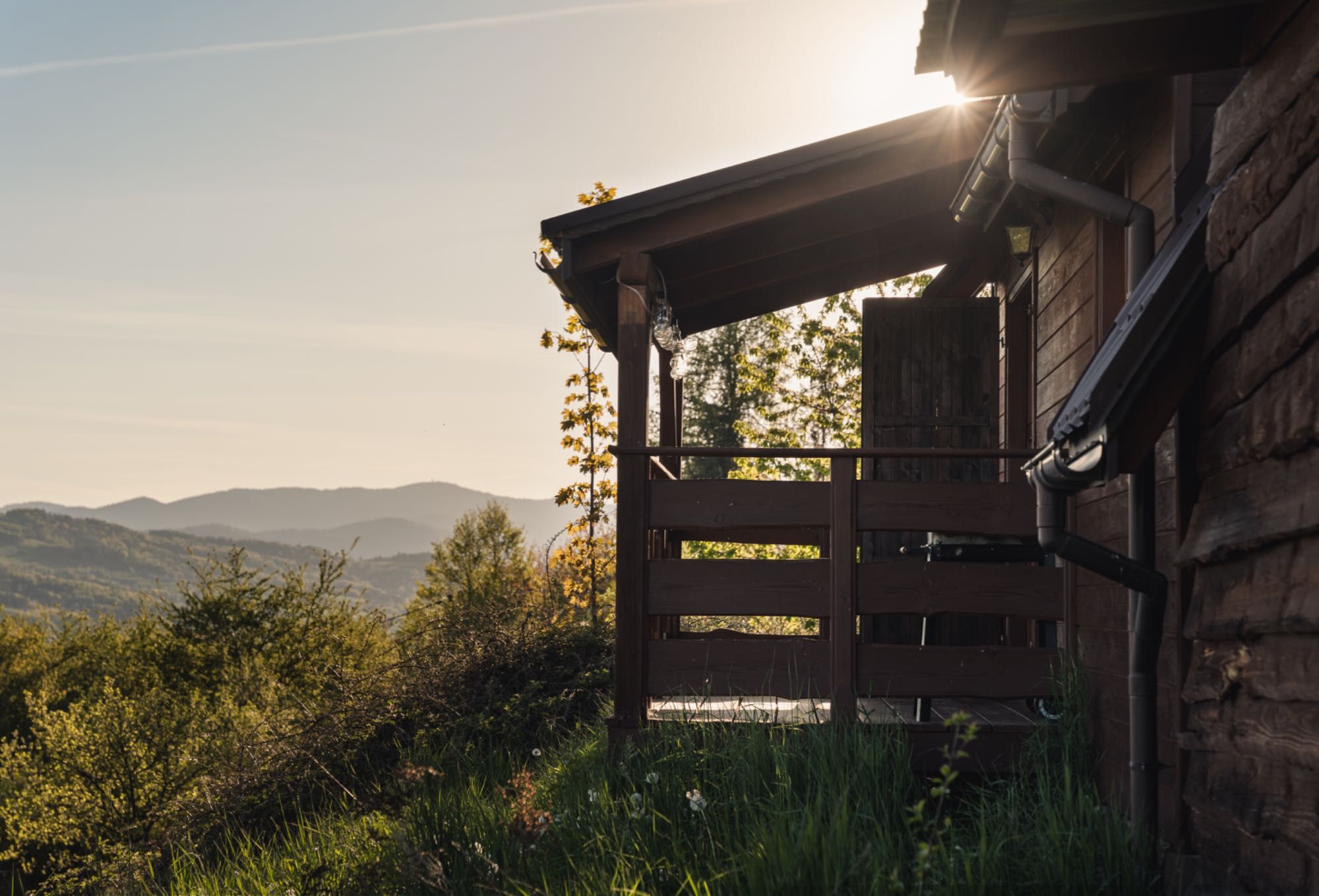 Domek Nad Sadem z widokiem - góry Beskid Sądecki