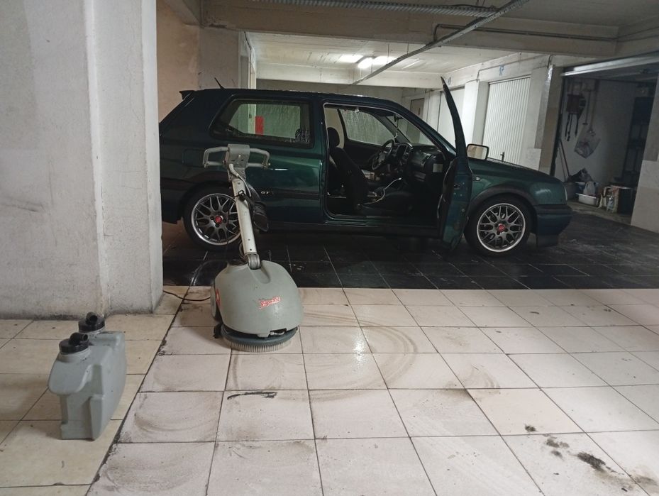 Maquina de limpeza industrial