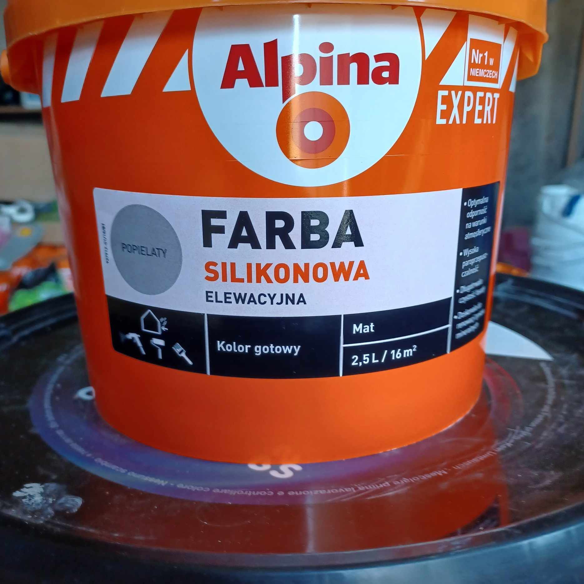 Farba silikonowa  elewacyjna  Alpina