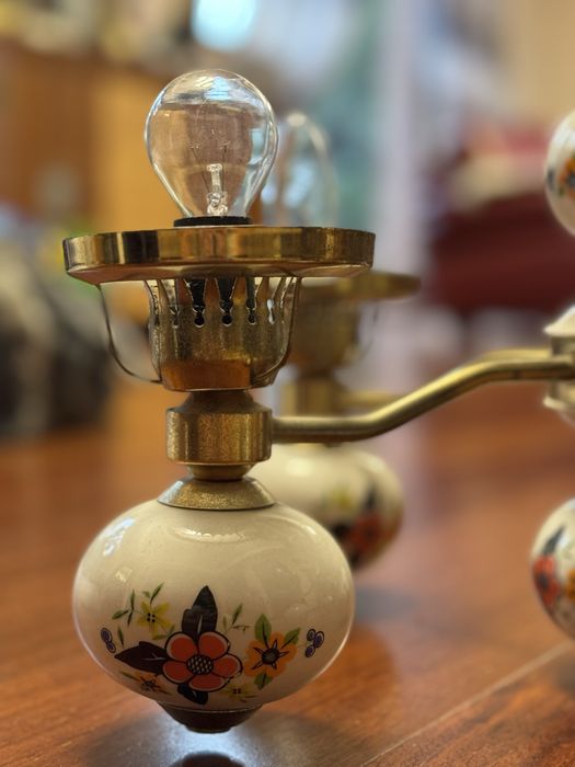 Żyrandol biały kolorowy piękne wzorki