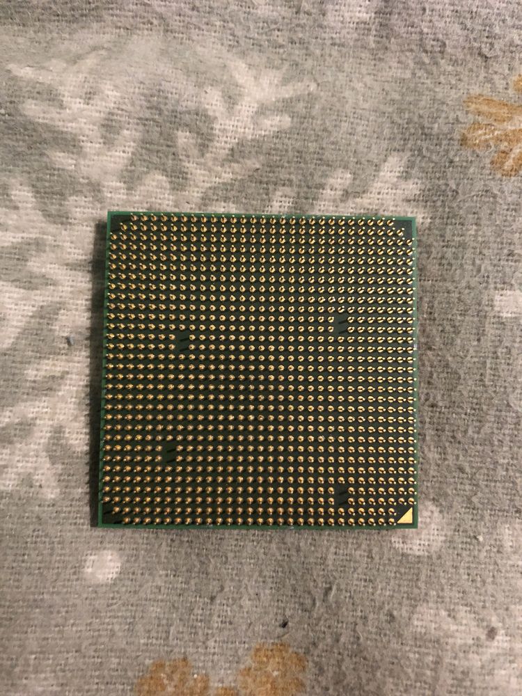 AMD Phenom x3 8650