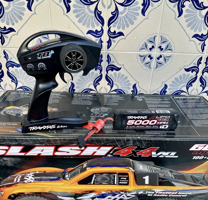 Traxxas Slahs VXL 4x4
