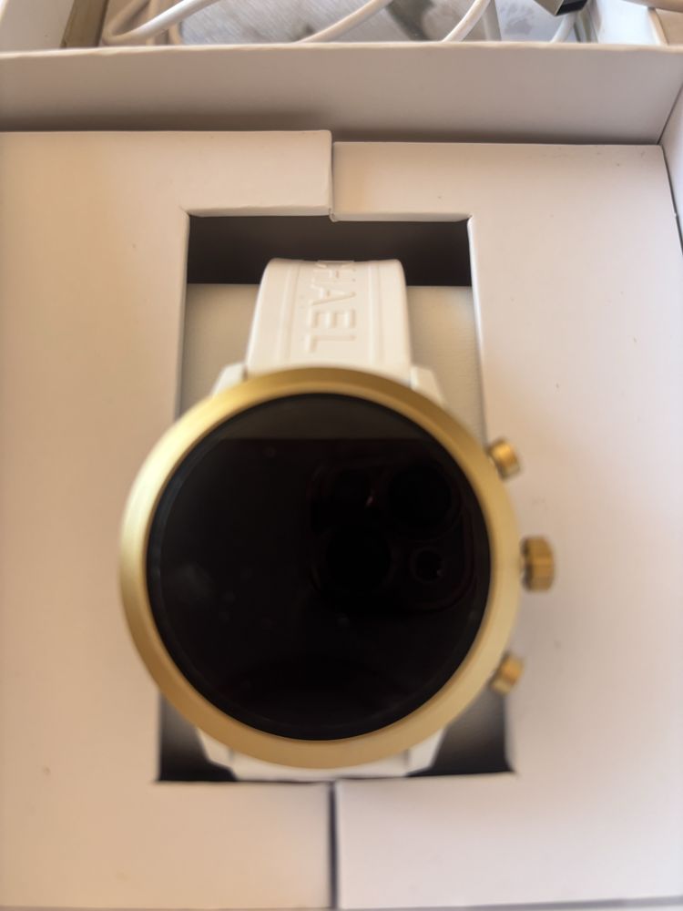 Smartwatch Michael Kors