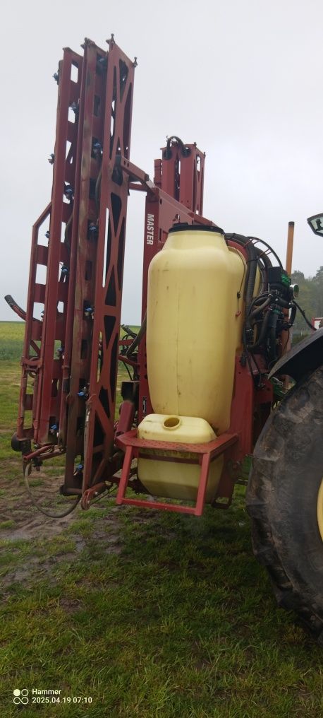 Opryskiwacz zawieszany Hardi Master 18m 1000L