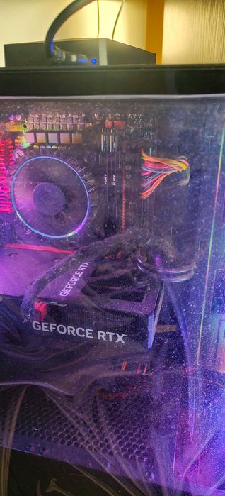 Komputer stacjonarny gamingowy + monitor, dysk, pady za dopłatą