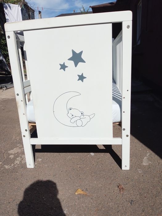 Кроватка детская