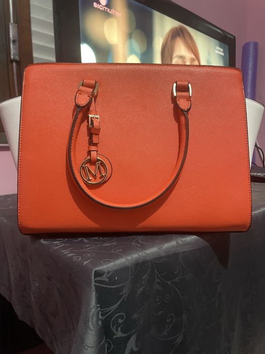 Mala feminina nova – nunca usada